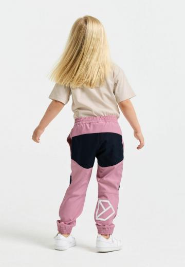 Спортивные штаны