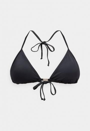 Треугольное бикини