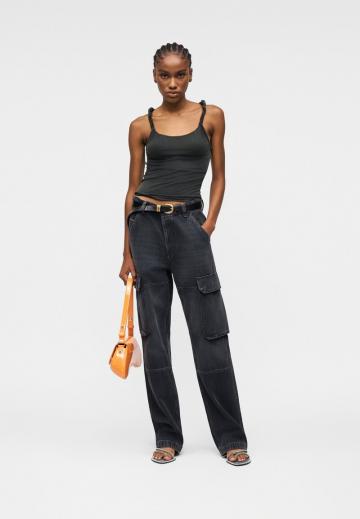 Топ на бретельках