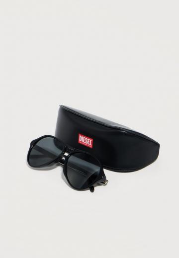 Солнечные очки