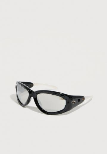 Солнечные очки