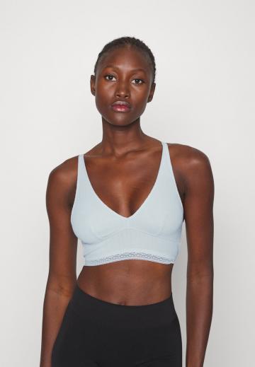 Бюстгальтер