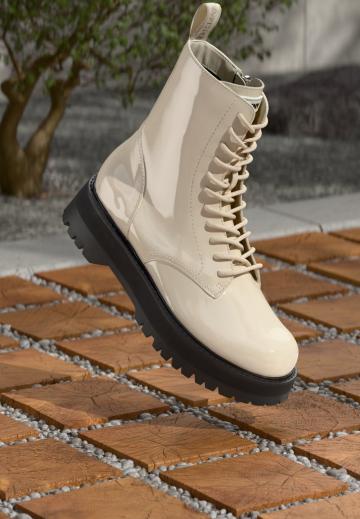 Полусапожки на платформе