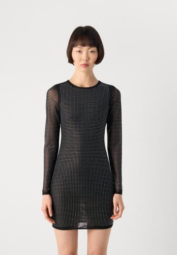 Короткое платье