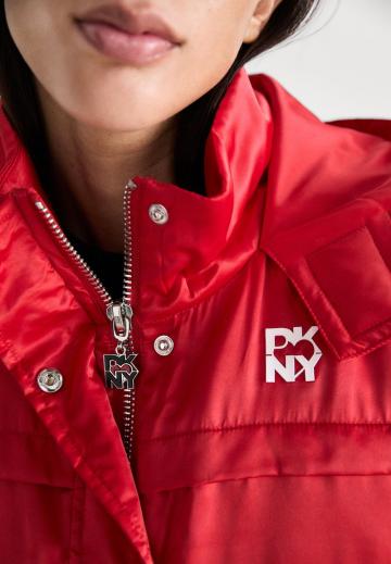 Длинный жилет