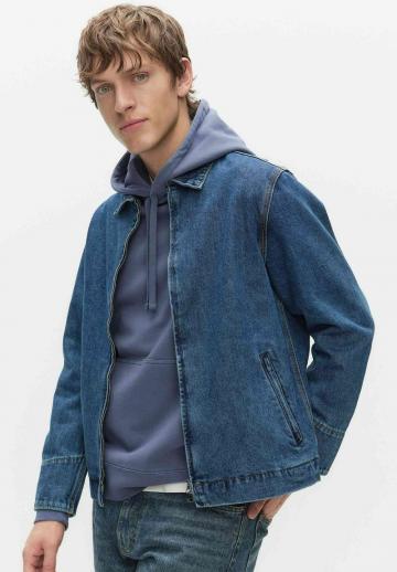 Джинсовая куртка