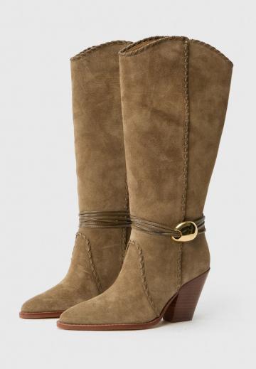 Ковбойские сапоги