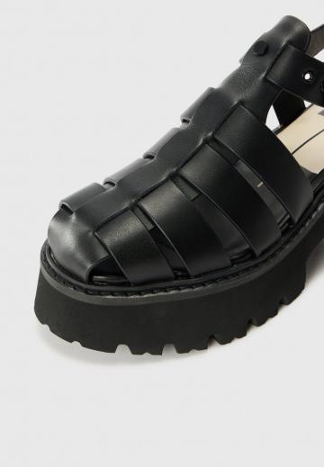 Босоножки на платформе