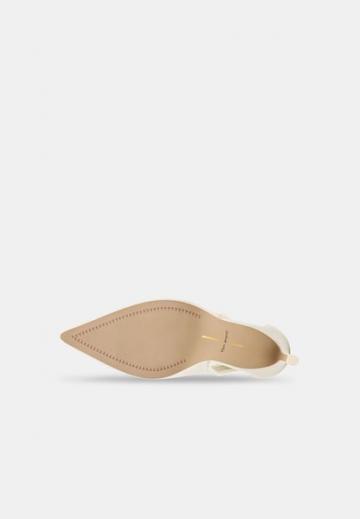 Туфли на высоком каблуке