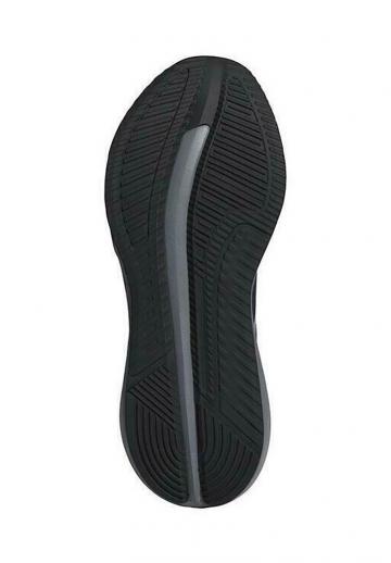 Тренировочные кроссовки