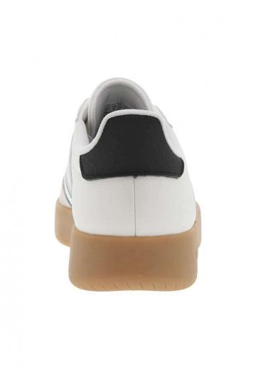 Теннисные кроссовки