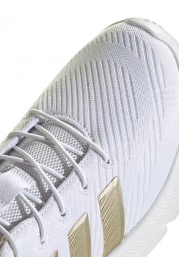 Тренировочные кроссовки