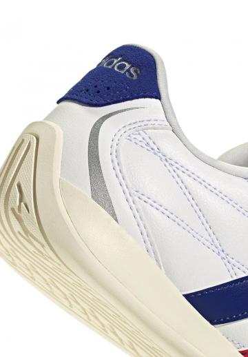 Тренировочные кроссовки