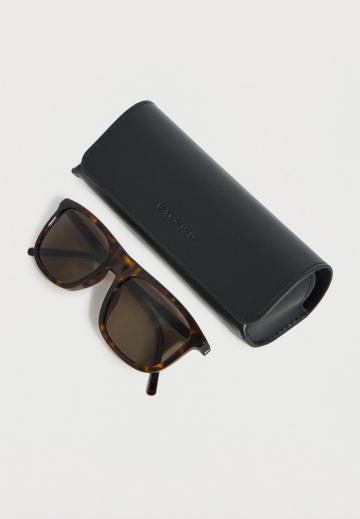 Солнечные очки