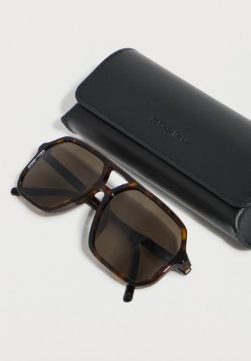 Солнечные очки