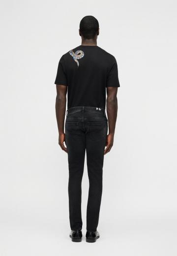 Узкие джинсы