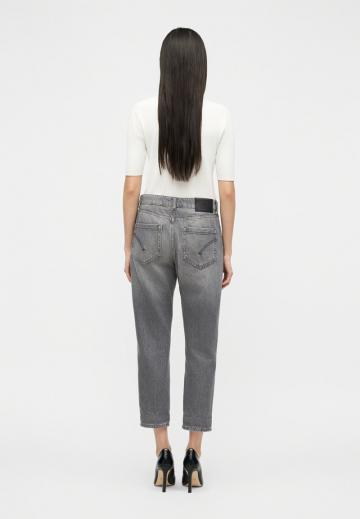 Короткие джинсы