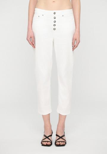 Короткие джинсы