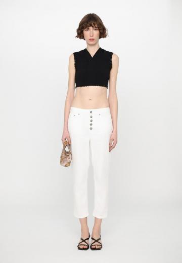 Короткие джинсы