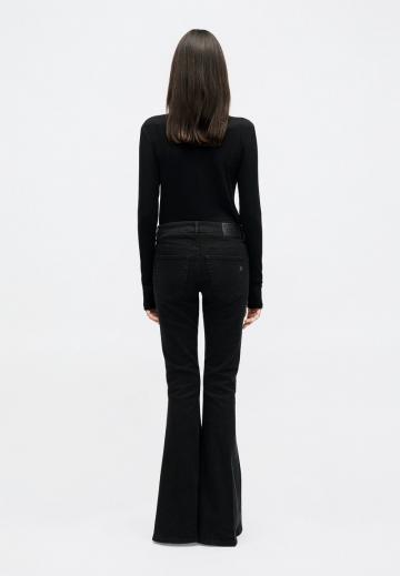 Клешеные брюки