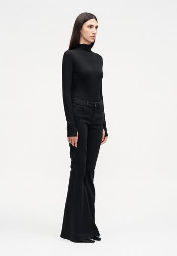 Клешеные брюки