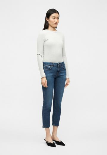 Короткие джинсы