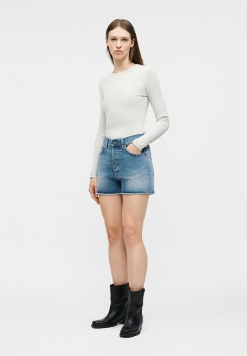 Джинсовые шорты