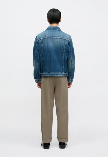 Джинсовая куртка
