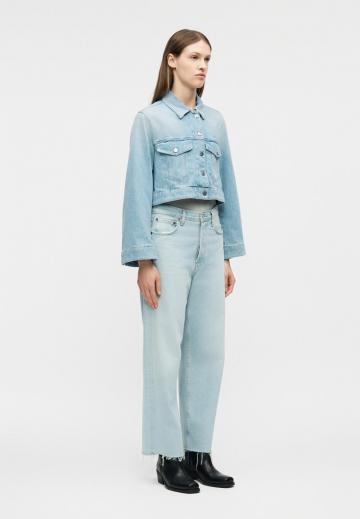 Короткая куртка