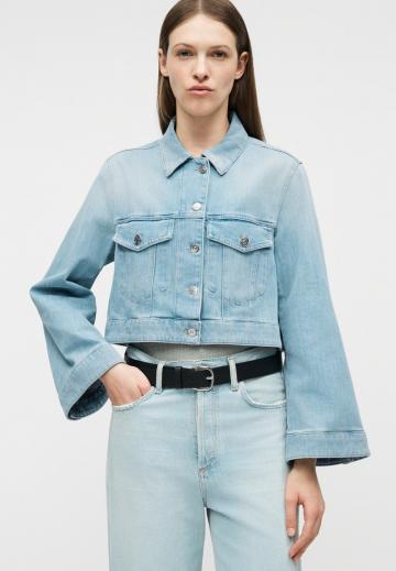 Короткая куртка