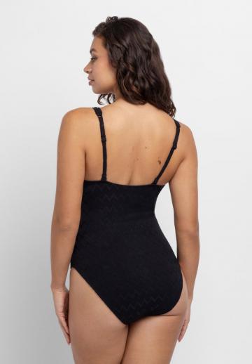 Слитный купальник