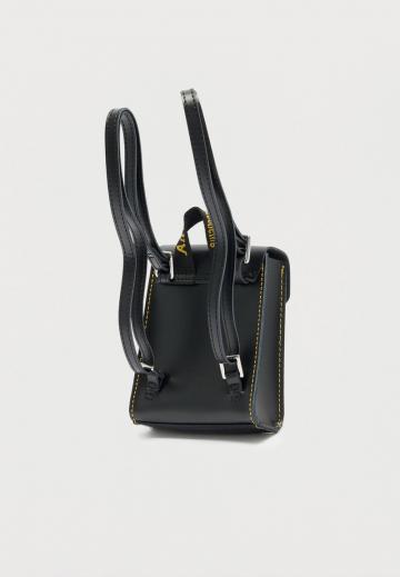 Кожаный рюкзак