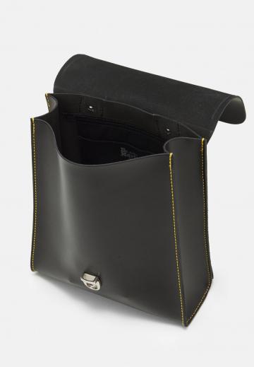 Кожаный рюкзак