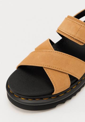 Босоножки на платформе