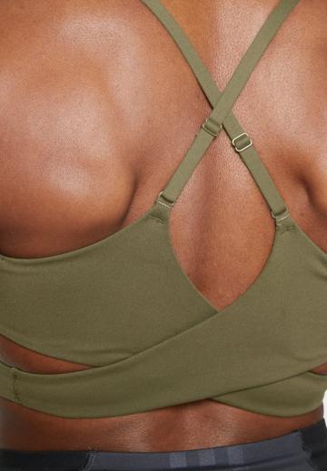 Бюстгальтер без косточек