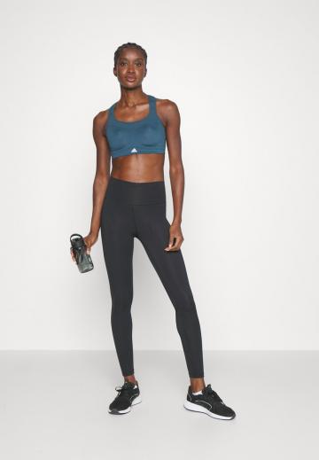 Бюстгальтер без косточек