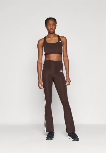 Спортивный бюстгальтер