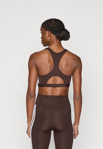 Спортивный бюстгальтер