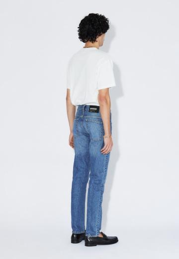 Узкие джинсы