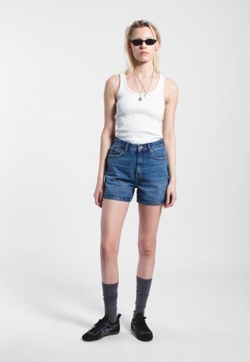 Джинсовые шорты