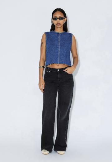 Джинсовая жилетка