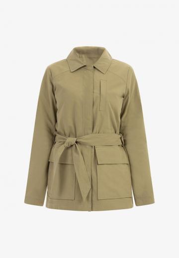 Куртка с накладнымит карманами