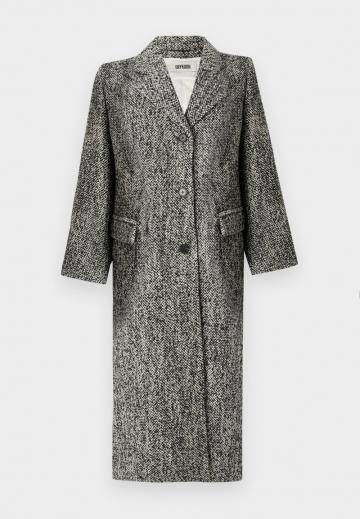 Шерстяное пальто