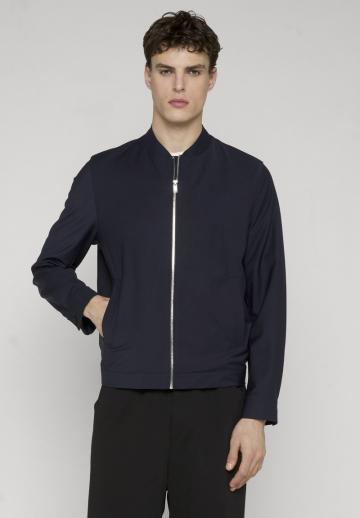 Куртка бомбер