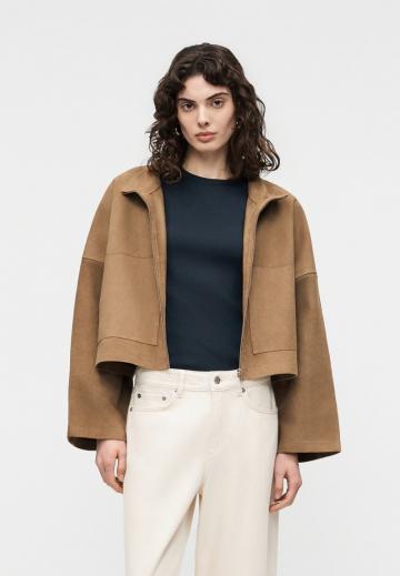 Короткая куртка