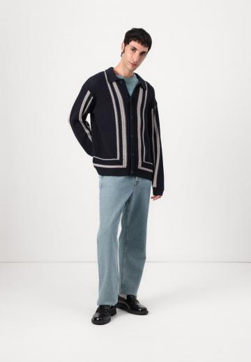 Вязаная кофта