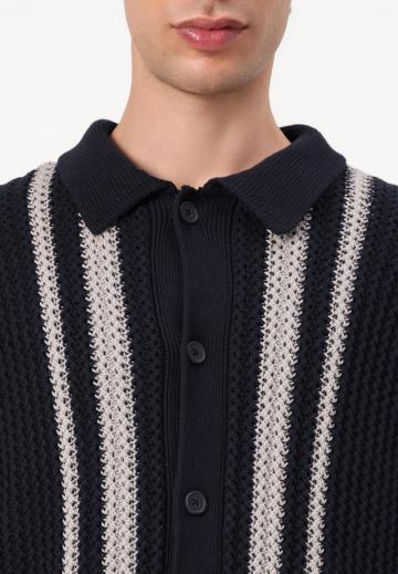 Вязаная кофта