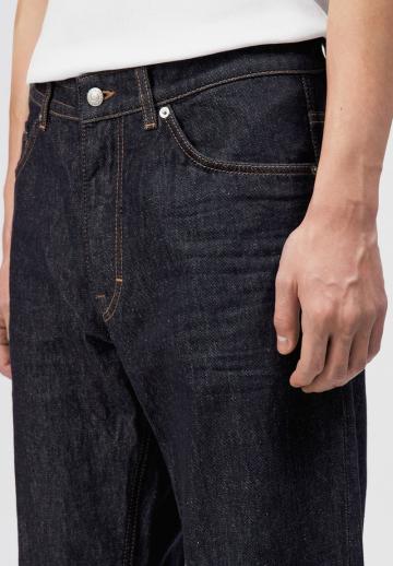 Свободные джинсы
