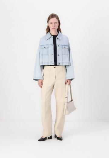 Короткая куртка