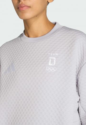 Спортивная толстовка